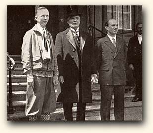 Charles A. Levine and Clarence Chamberlin at the presidential palace